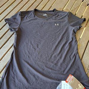 Women's athletic top